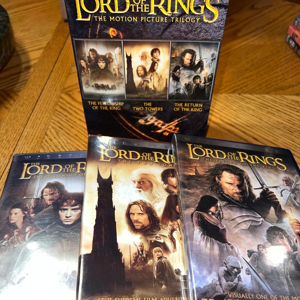 6- DVD Box Set Lord of the Rings Trilogy